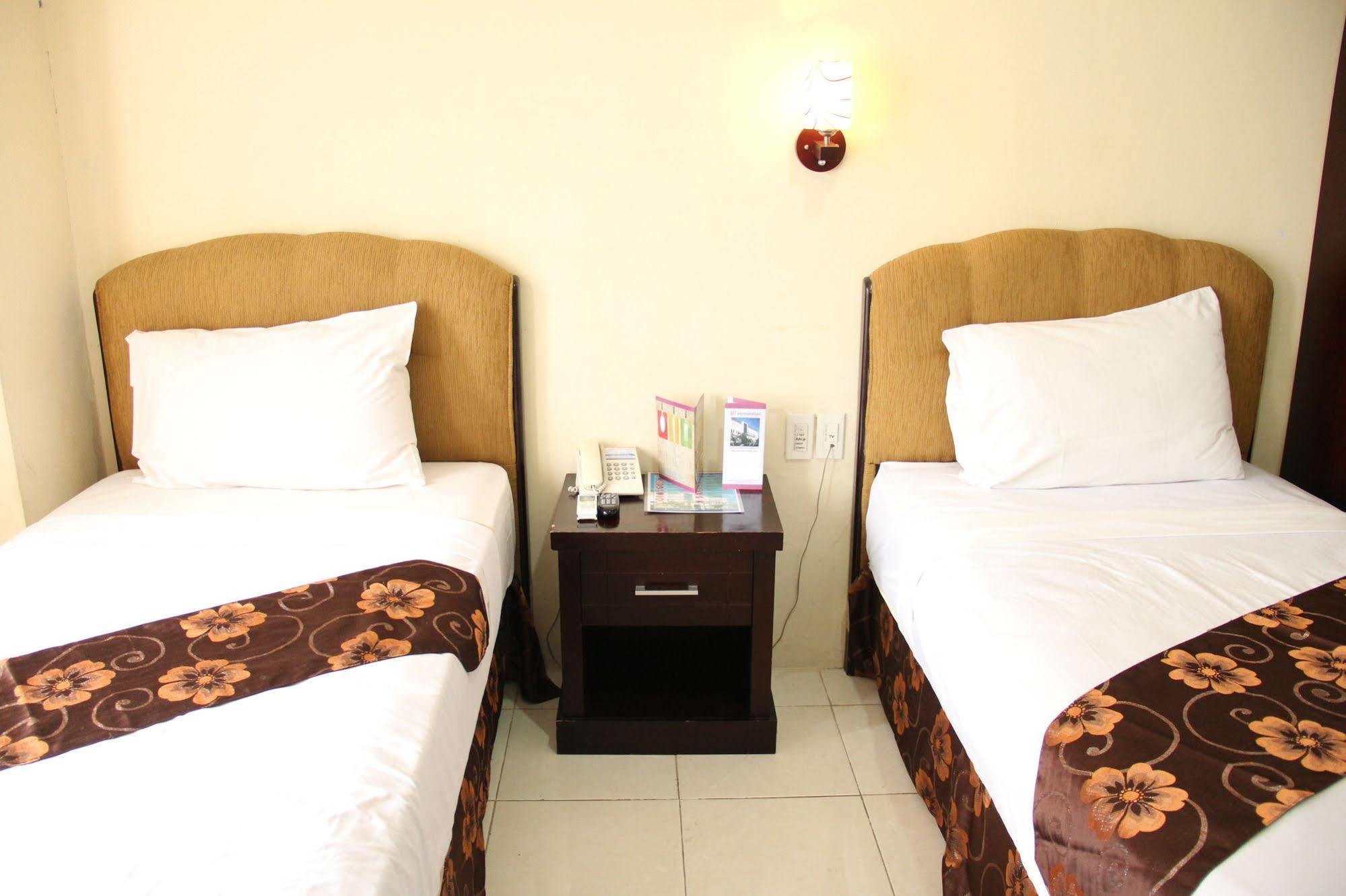 Hotel Permatahati And Convention Center 2*